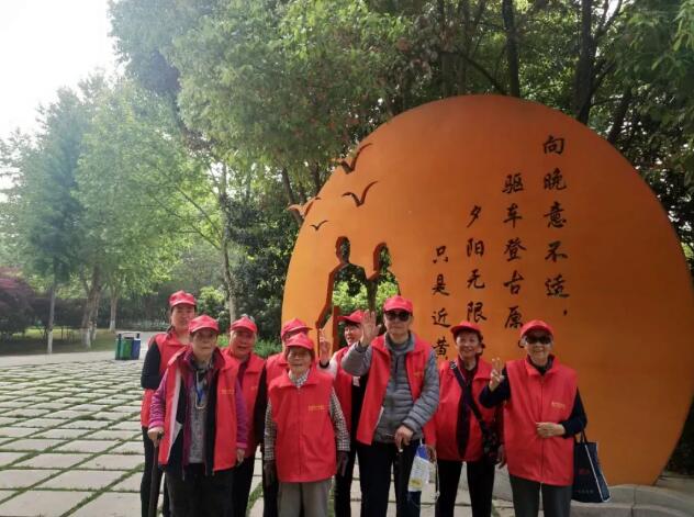康弘医院·养老中心:品樱游园,圆梦诗乡