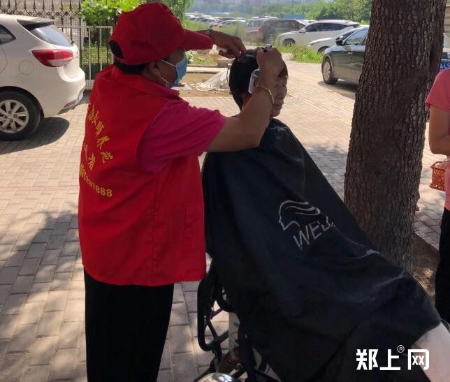助力创文!康弘医院颐养苑携手福泽社区开展志愿服务活动
